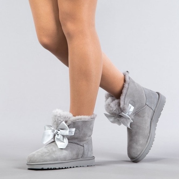 NIB UGG Gita Bow Mini Boots  / Women size 8 - Picture 5 of 5